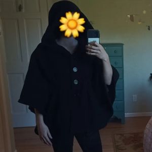 Steve Madden black cloak